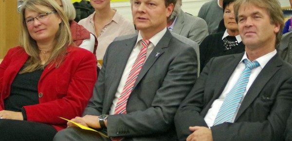 Südwestpresse 07.11.14, Einsetzung Frau Brenner